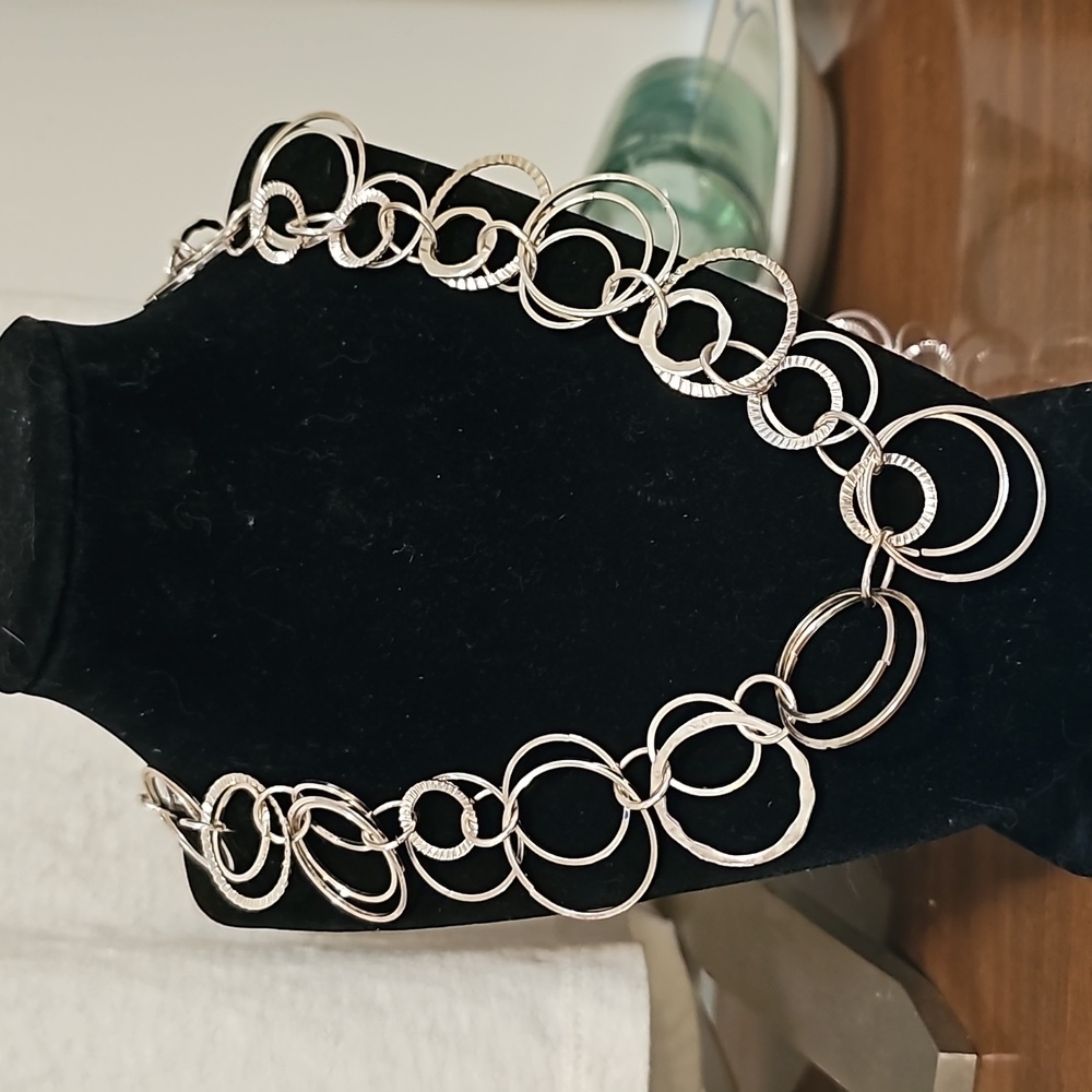 Silver circle necklace